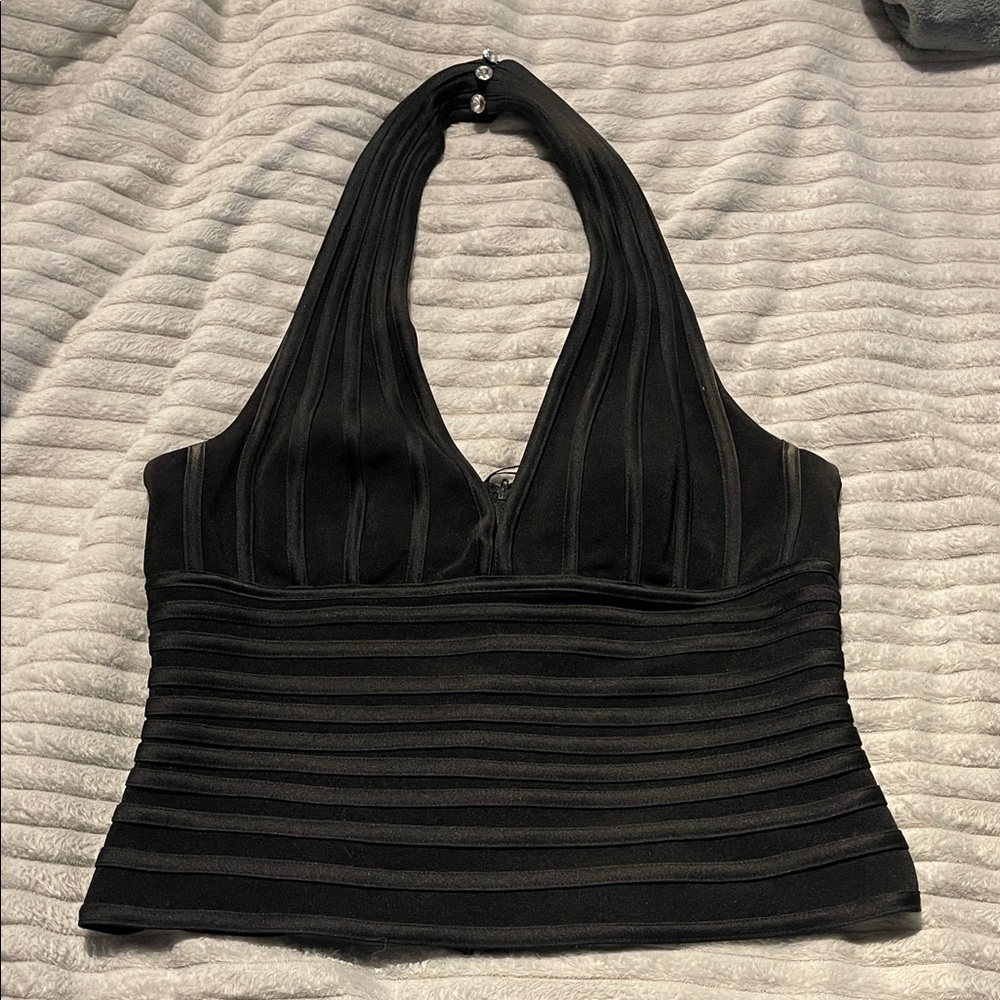 Cache Elegant Black Halter